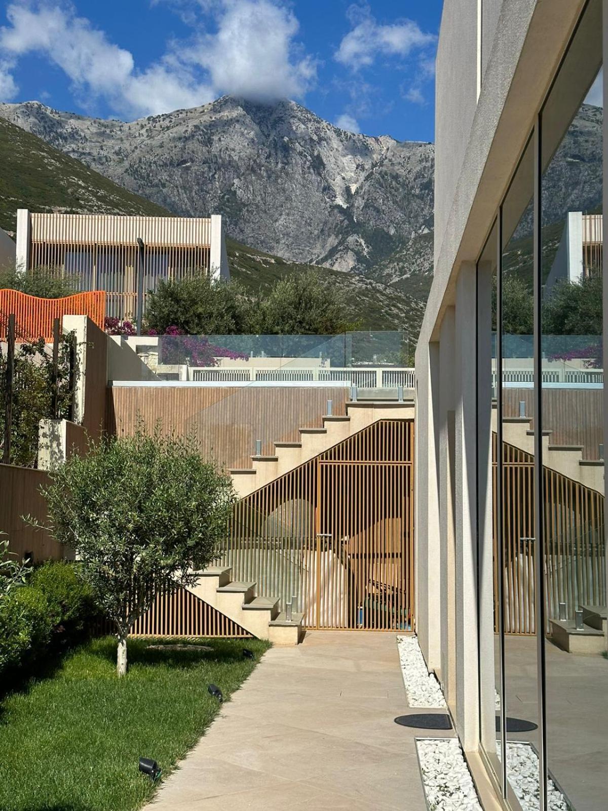 Villa Dolce Coast *